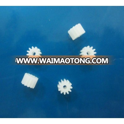 Plastic driving gear for DC motor